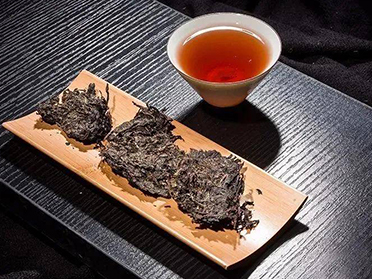 湖南安化黑茶多少钱一斤手筑茯砖